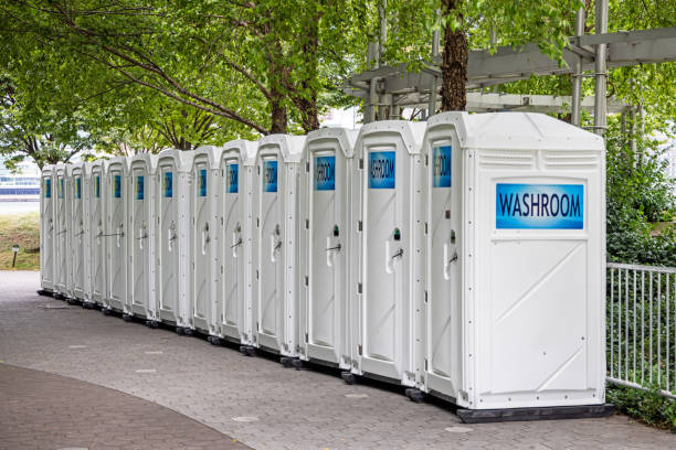 Portable Toilet Options We Offer in Bellflower, CA